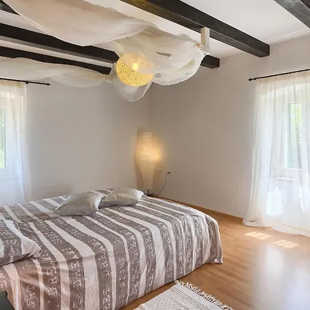 Сasa de vacaciones Jona Poreč